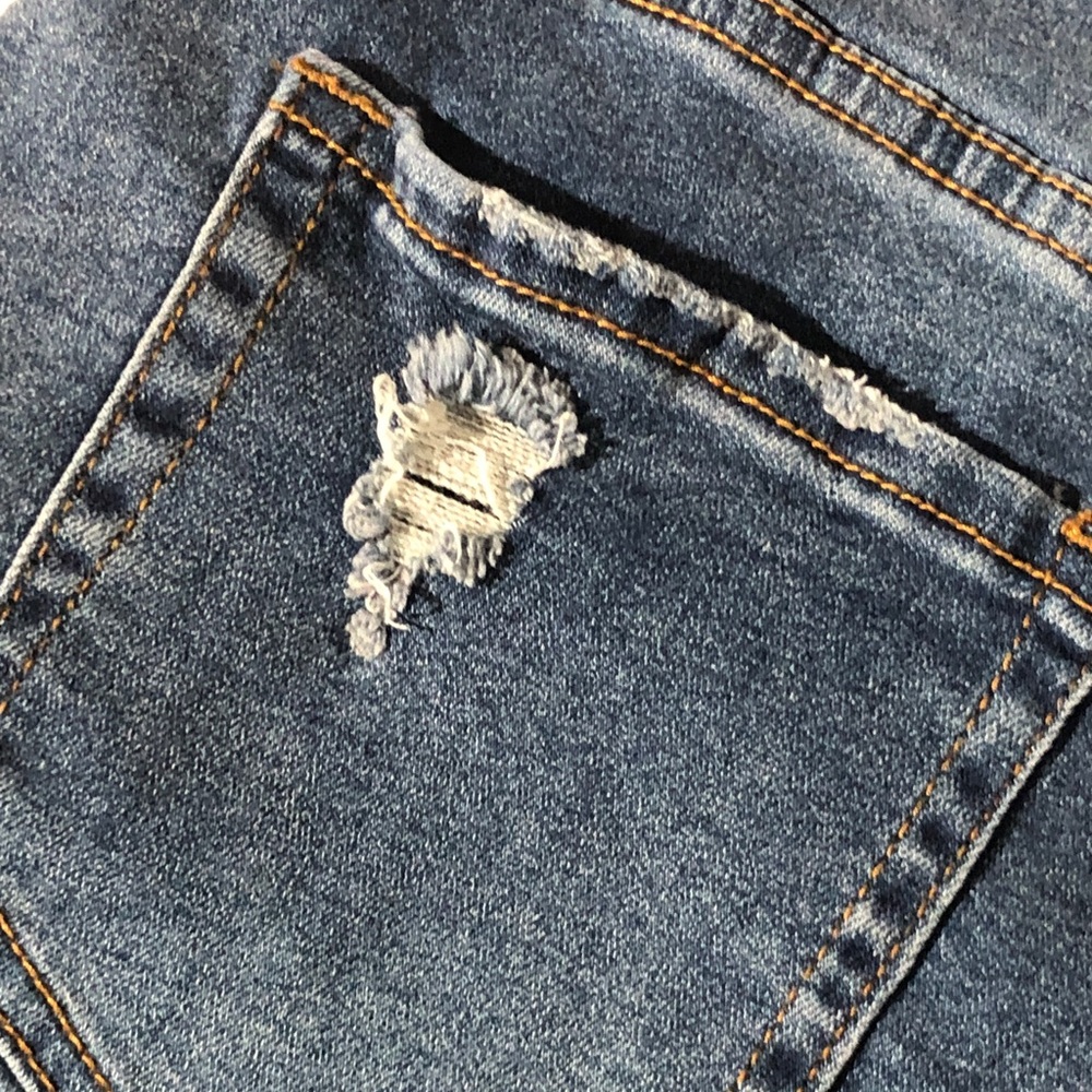 Luvamia Women's Distressed Dark Blue Jean Soft Denim Shorts size Large NWOT - Picture 5 of 11